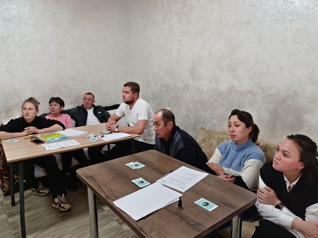 Командная работа над бизнес-планом на 2024 год в КХ «Akyn-Sara» на тренинге Center AT